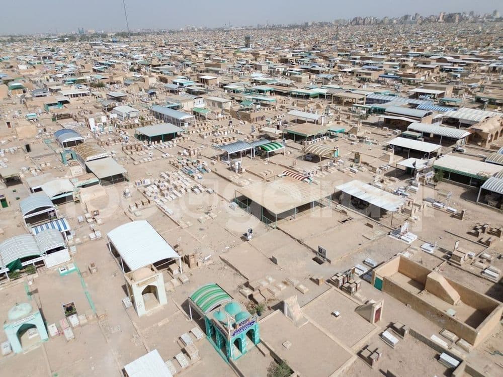 مقبرة وادي السلام
