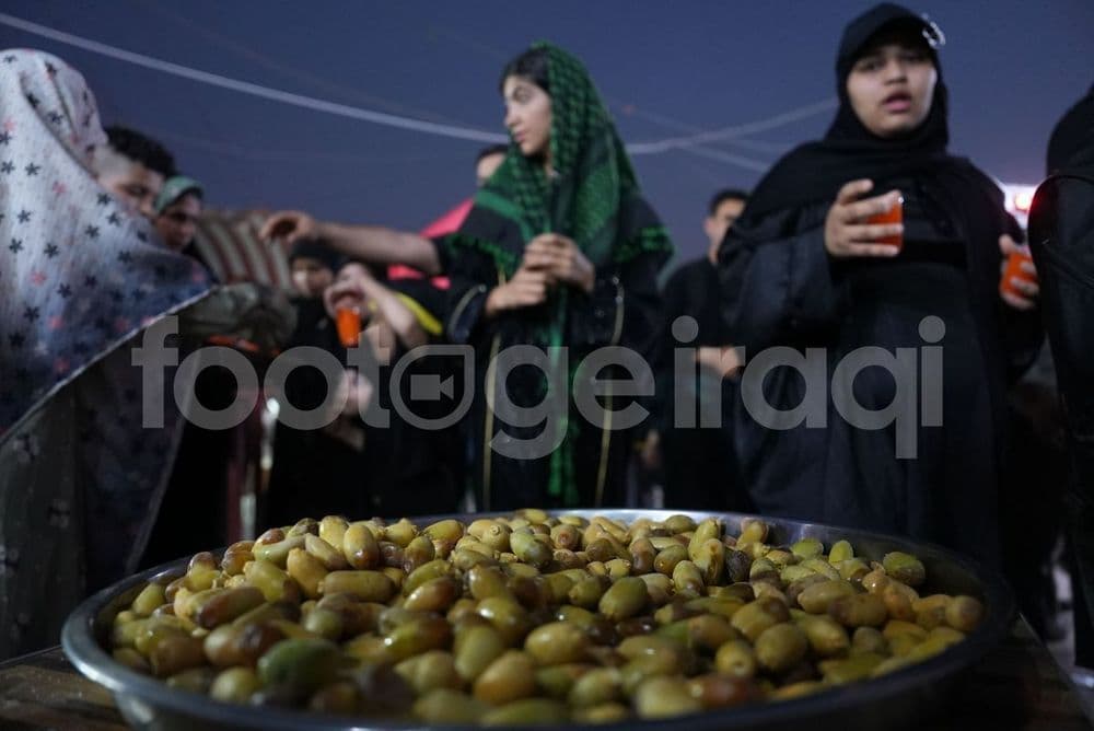 الزيارة الاربعينية , توزيع ثواب , زائرين