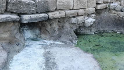 عين كبريت , الواجهة النهرية , الموصل