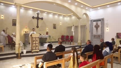 Easter rituals, Mosul, church, cross