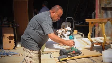 نجار خشب , مهنة النجارة , نجار