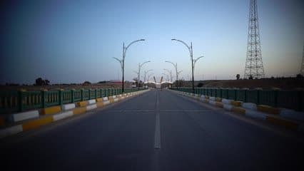 جسر راوة , ليلا