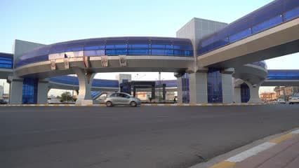 مجسر الاوقاف , حركة مرور السيارات والشاحنات