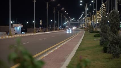 المدخل الشمالي لمدينة الرمادي , شوارع, سيارات
