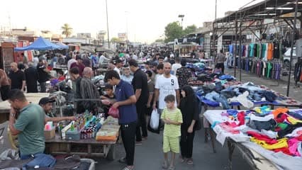 سوق مريدي , بيع ملابس , بسطات بيع 