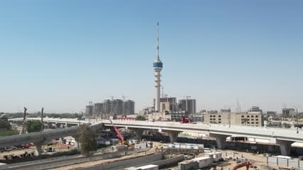 برج بغداد،جسور،طرق