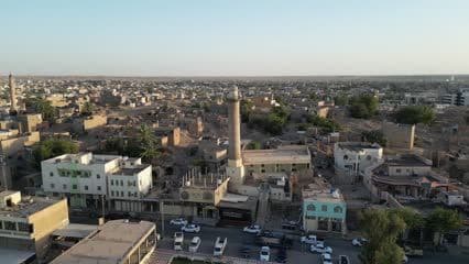 مسجد الفاروق، مدينة هيت، منارة الفاروق، شوارع