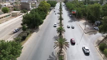 شارع الحزام الاخضر , سيارات , اشجار , لافتات