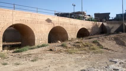 الجسر العثماني,من الاسفل