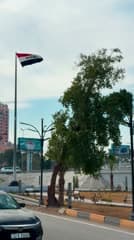 فندق قلب العالم , العلم العراقي