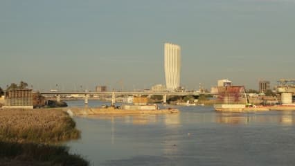 New Central Bank of Iraq, Tigris River