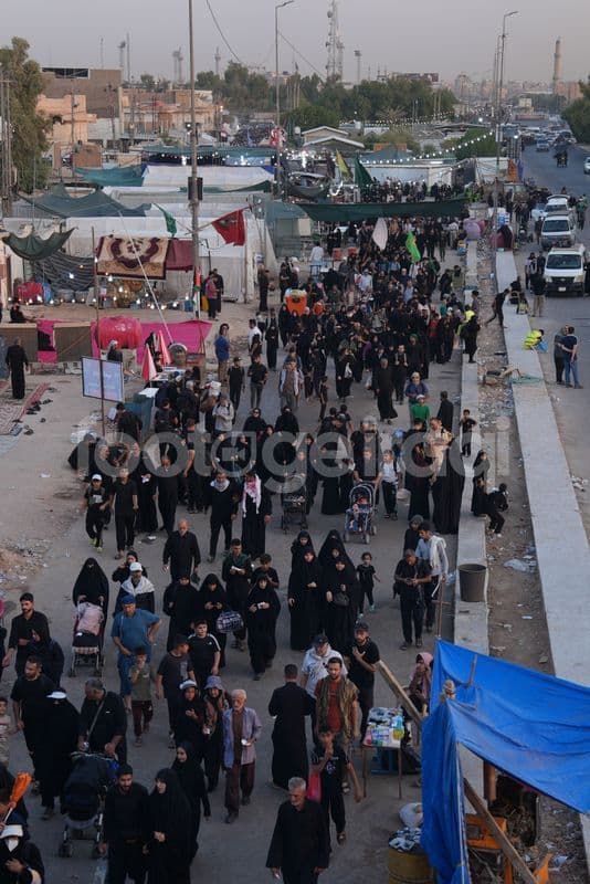 الزيارة الاربعينية , مشاية , طريق نجف كربلاء