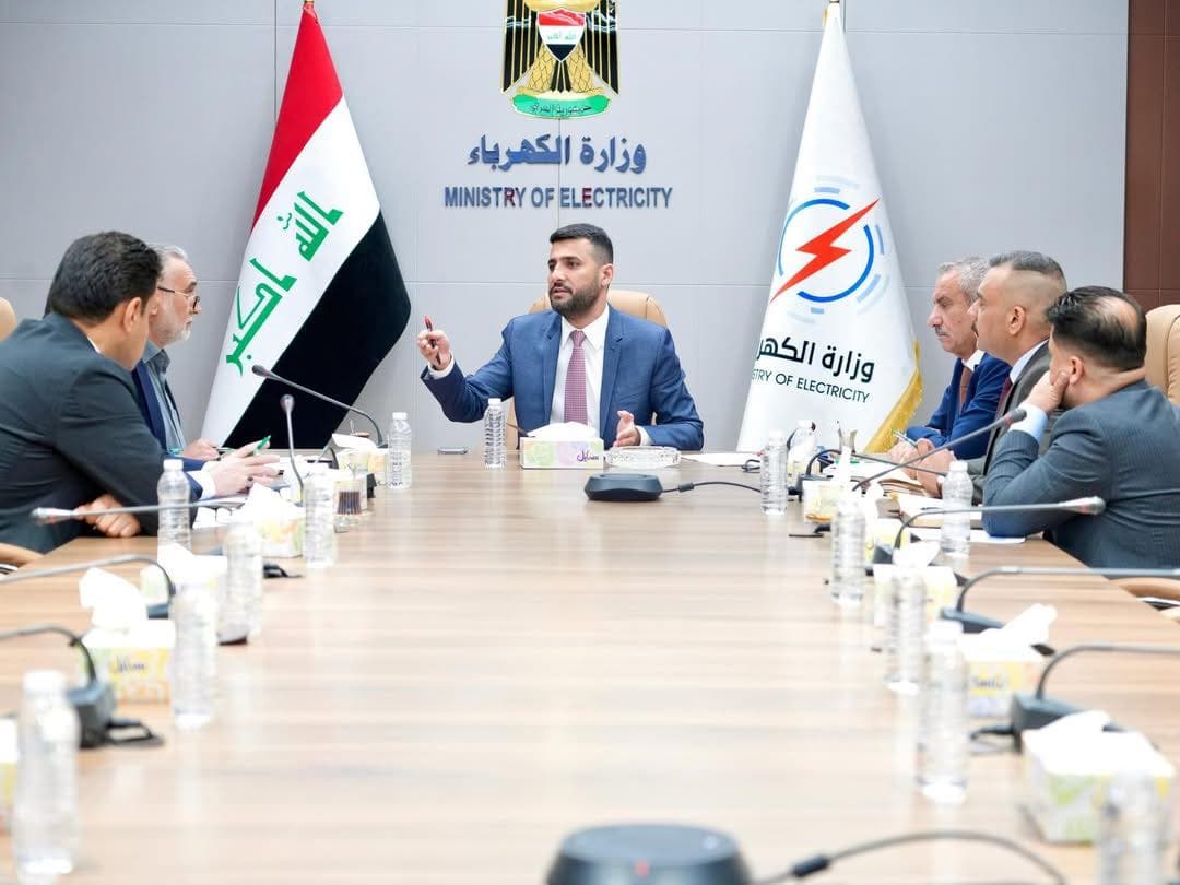 وزير الكهرباء يوجّه بحملة عاجلة لحصر الفاقد الكهربائي ومعالجة الاختناقات استعداداً لصيف الذروة وتعزيز استقرار الشبكة