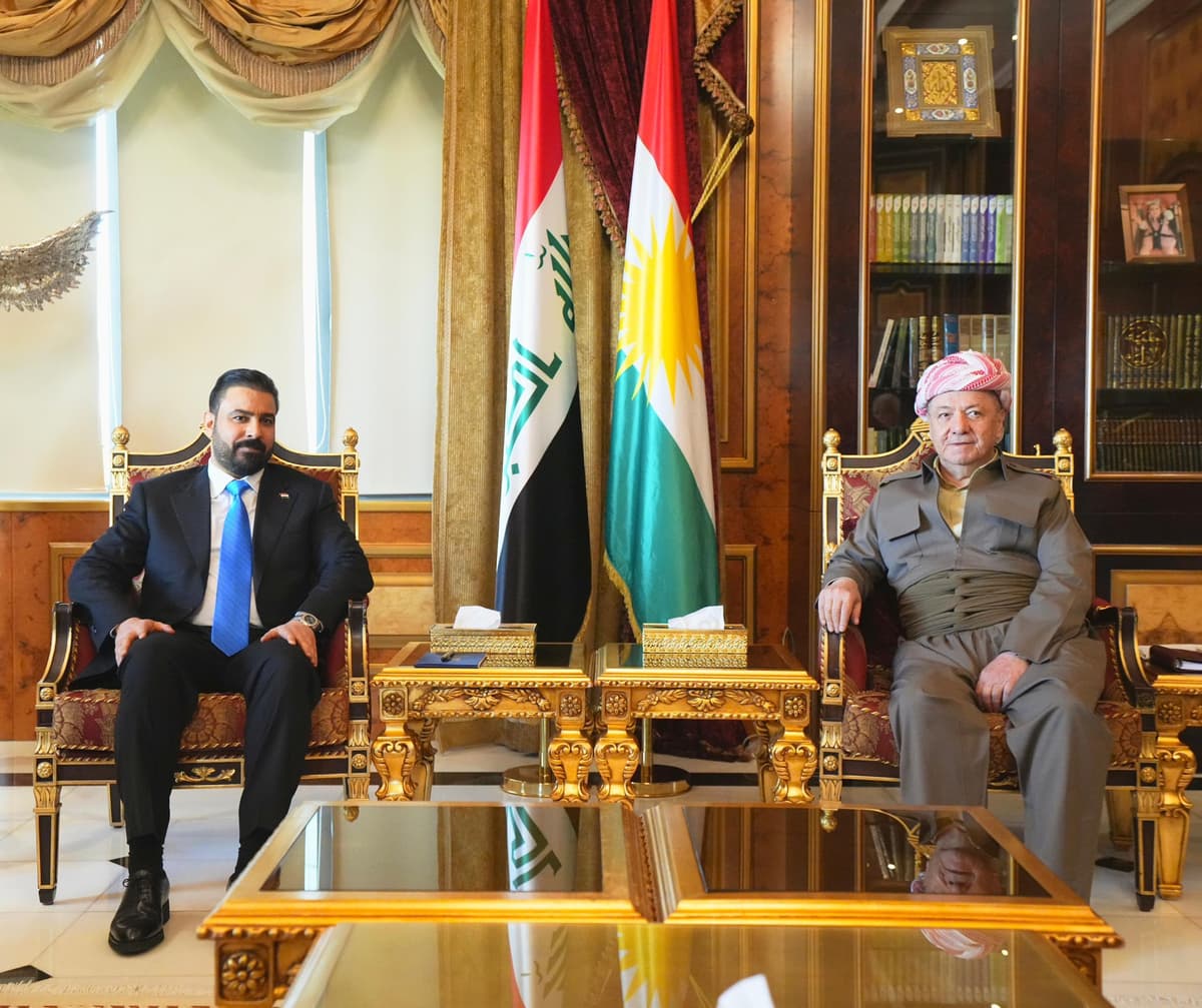 The meeting between Al-Zaidi and Barzani in Erbil emphasizes accelerating the formation of a strong government and unifying political positions