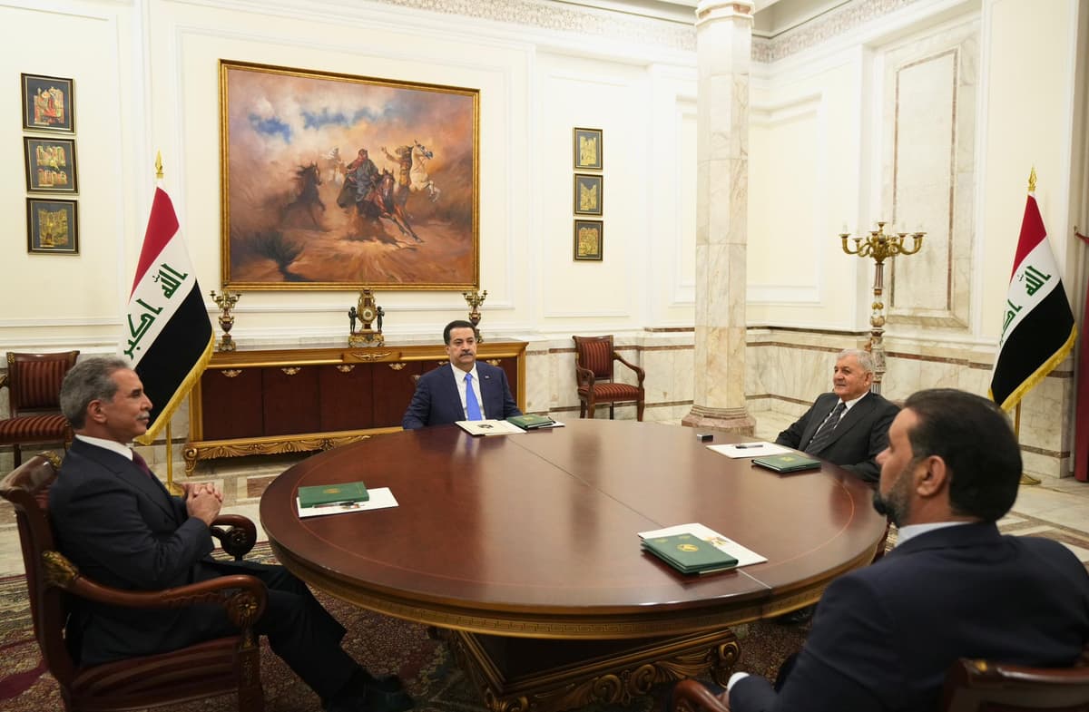 الرئاسات الثلاث تؤكد على ضرورة الوقف الفوري للعمليات العسكرية في المنطقة واحترام سيادة واستقلالية الدول