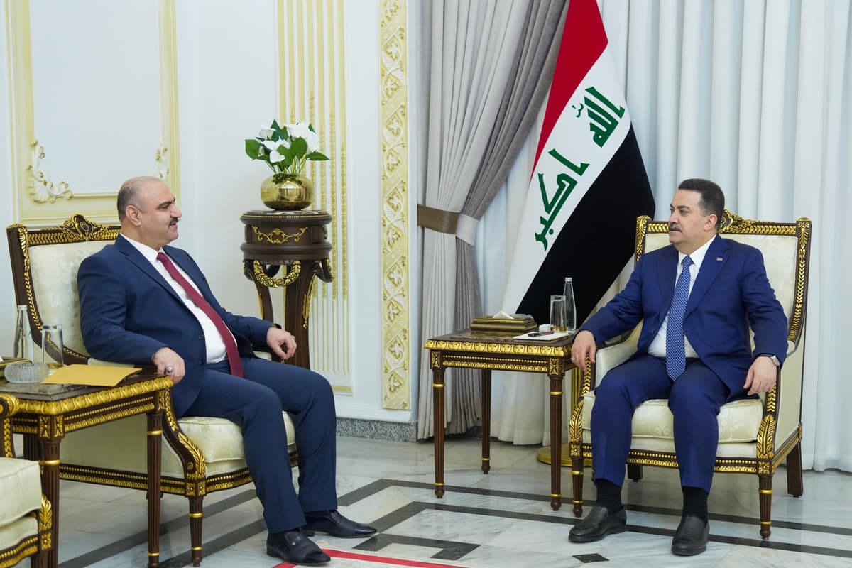Prime Minister Mohammed Shia al-Sudani receives the new governor of Kirkuk, Mohammed Samaan Kanaan